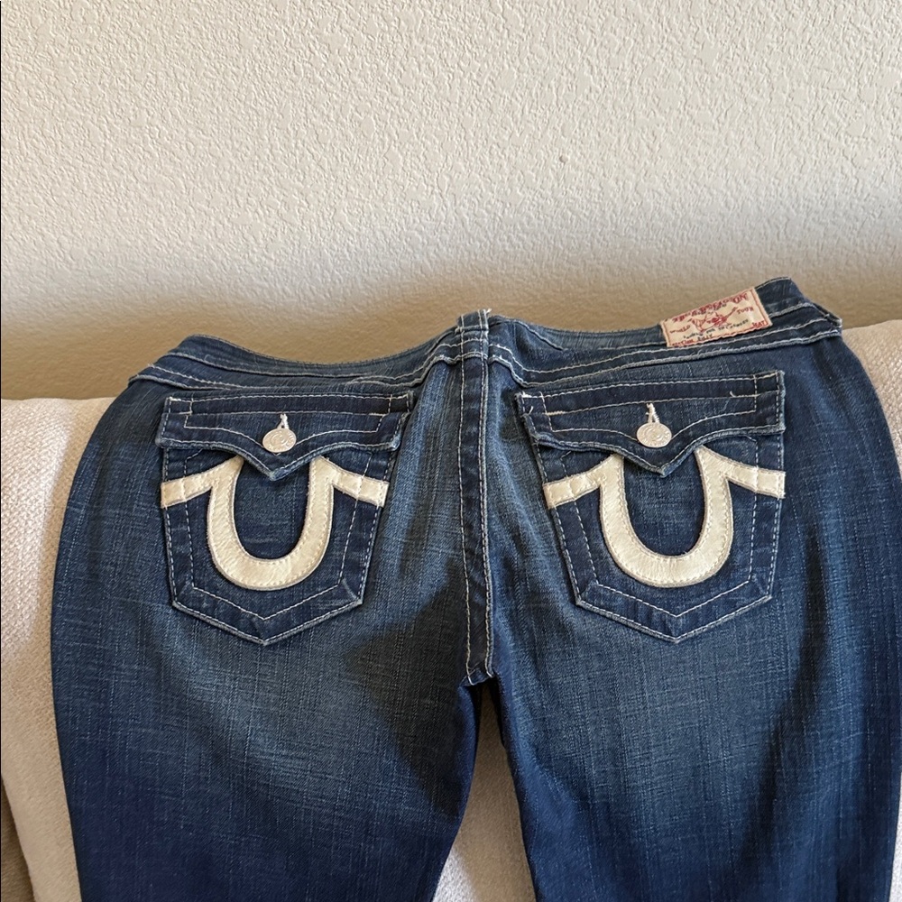 True Religion Women's Dark Blue Jeans with White leather Pocket Accents